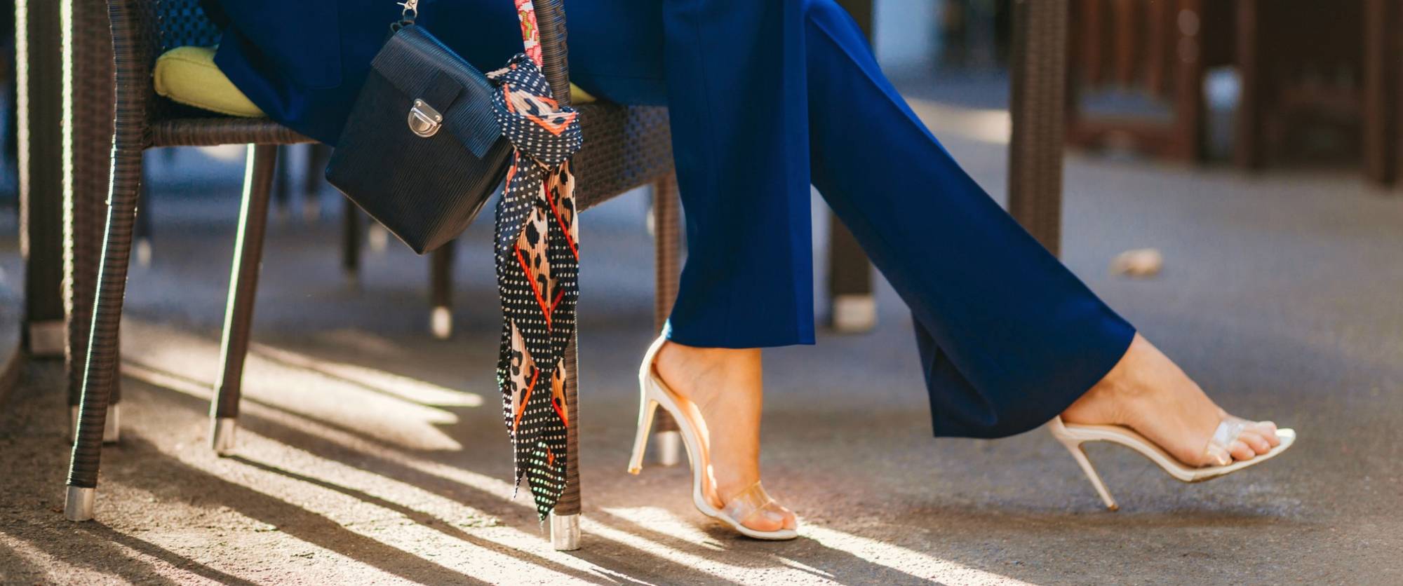 Hem zarafeti hem güçlü duruş