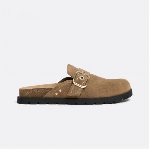 Tokalı deri takunyalar